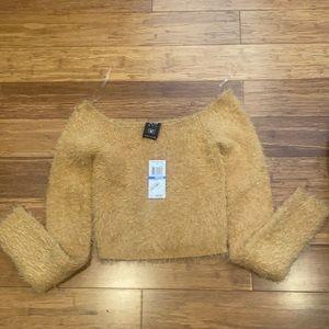 Brand new Women’s off the shoulder top